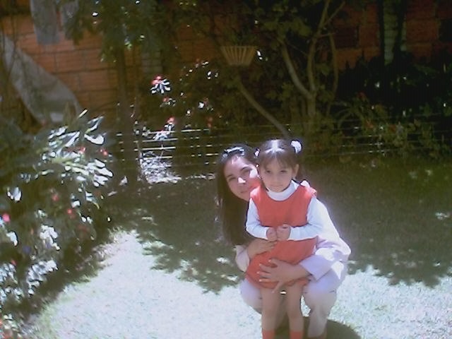 Laura y Jimena, Julio de 2003